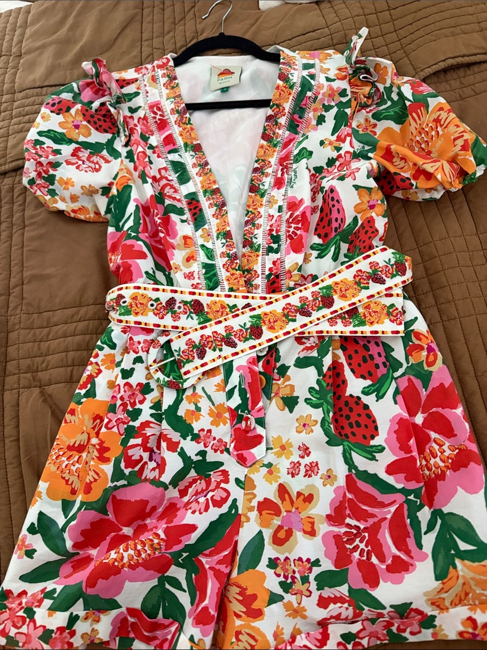 FARM Rio White Floral Print Romper with Pink, Red, Orange & Green - Picture 4 of 5